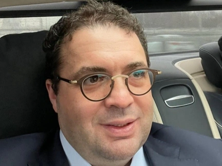 Совладелец крупной мобильной компании Евгений Палант и его жена найдены мертвыми в квартире