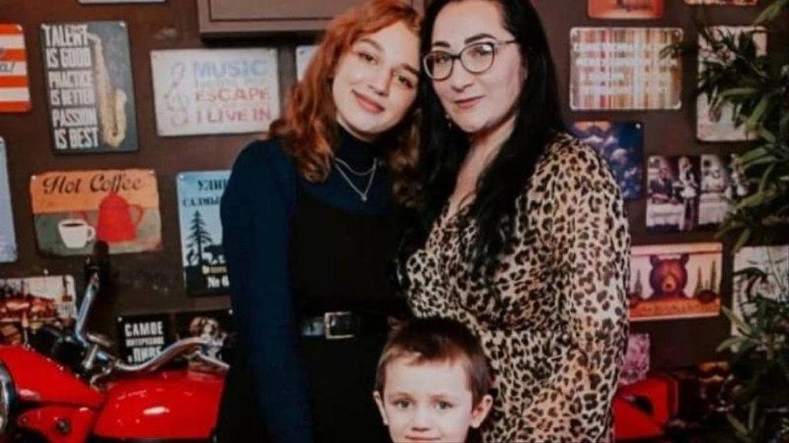 Дети экс-солистки группы &laquo;Воровайки&raquo; разбились насмерть, катаясь на санках