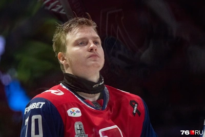 Кто месяцами портил клюшки хоккеисту Сурину