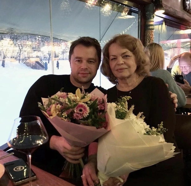 По мнению Германики, именно под влиянием матери Гогунский отказывался выплачивать алименты дочери