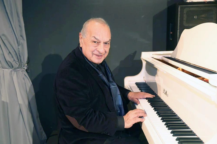 Левон Оганезов | www.starhit.ru