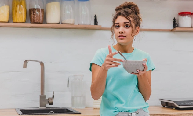 Диетолог Бест: что есть на завтрак, чтобы быстро сжечь жир на животе