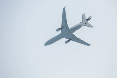 Атака дронов на Петербург задержала рейсы в Красноярск