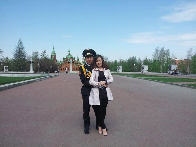 Муж Агий учится на офицера боевого управления | Источник: Агий Хурэлсух