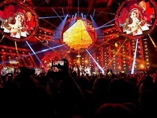 Чем прославились в 2019-м звезды «Новогодней дискотеки» Пятого канала?