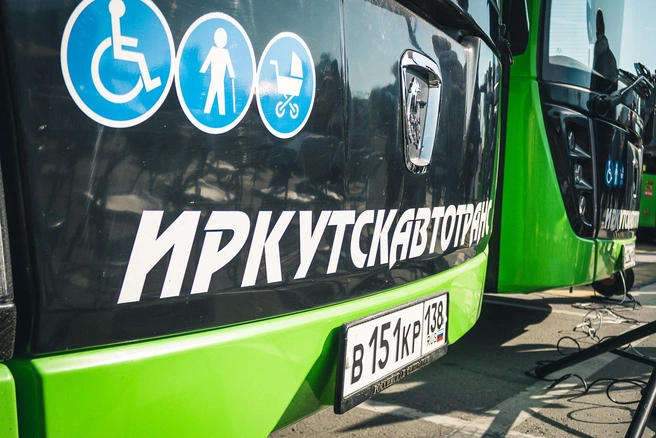 Пьяный пассажир устроил конфликт с водителем муниципального автобуса в центре Иркутска | Источник: Даниил Конин / «ИрСити»