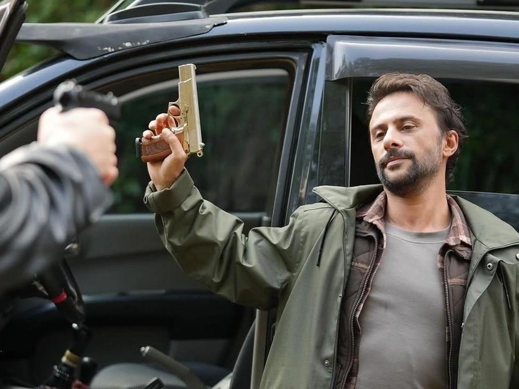 Источник: Кадр из сериала «Это море переполнится»