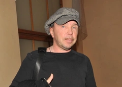 «Мы редко видимся. У каждого своя судьба, свой путь»: Гарик Сукачев нечастный гость в доме сына