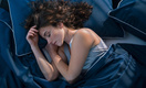 Почему мы дергаемся при засыпании или во сне — врач перечислил 3 главные причины