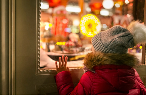 Гениальный лайфхак: как отучить ребенка клянчить в магазине