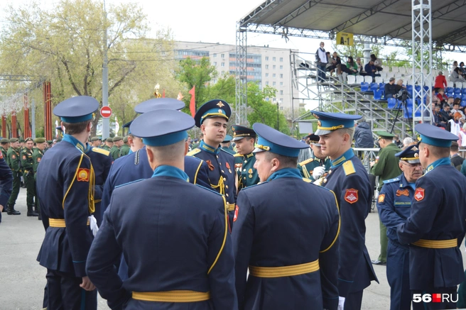 Военные перед парадом | Источник: Анастасия Баринова / 56.RU