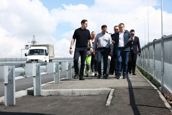 Вместе с обновленными дорогами в Челябинске появится более 600 новых светильников  | Источник: пресс-служба правительства Челябинской области 