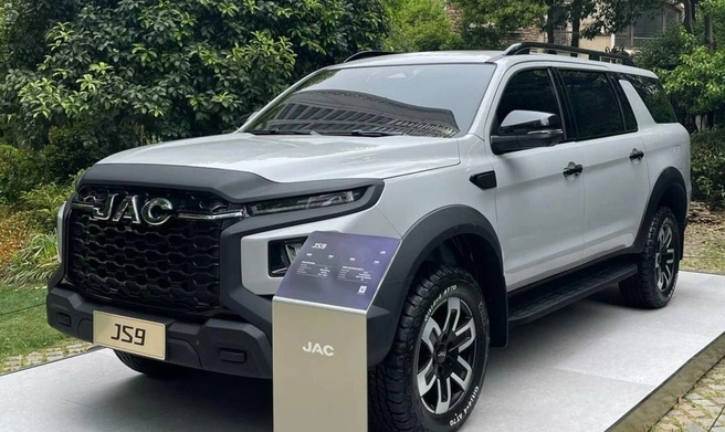 JAC JS9 показали в начале 2025 года, продажи в Китае должны начаться в ближайшее время | Источник: jaccar.ru