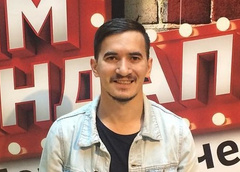 Звезда КВН Ильяс Хасанов умер в больнице после ДТП