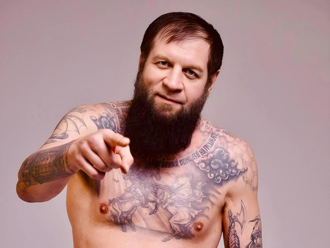 Емельяненко снова взял курс на трезвость — на этот раз в любопытной компании единомышленников | Источник: АЛЕКСАНДР ЕМЕЛЬЯНЕНКО / T.me