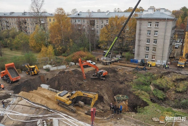 Беглов: просадку грунта на Харченко стабилизировали | Источник: Михаил Огнев / «Фонтанка.ру»