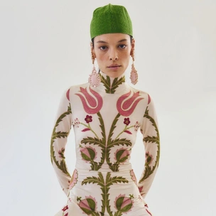 Giambattista Valli Resort 2026: север Африки в ореоле парижского шика