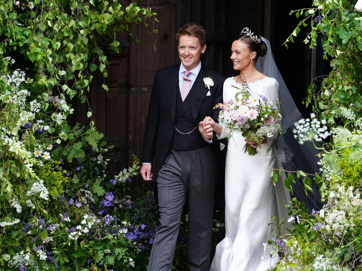 Влюблены по уши: лучшие фото со свадьбы герцога Вестминстерского и Оливии Хенсон, которые войдут в историю