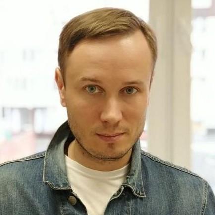 <p>Олег Таратухин</p>