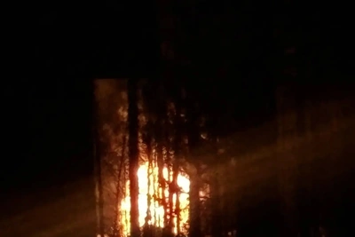 Под Читой загорелись дом и гараж
