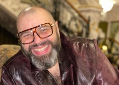 Максим Фадеев: «Воровство в MALFA стало системным. Тащили камеры, шнуры, батарейки»