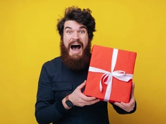 5 интересных идей подарков мужчине на 23 февраля