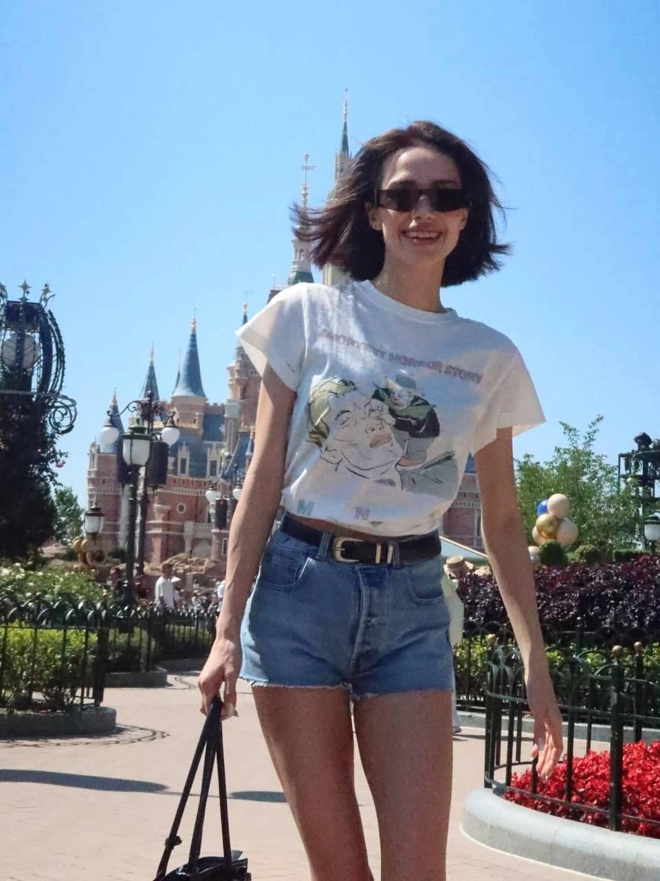 Источник: azagitova / Instagram (экстремистская организация, деятельность запрещена на территории РФ)