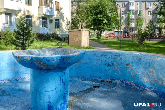 А этот подвергался реставрации, но выглядит лишь немного получше | Источник: Булат Салихов / UFA1.RU