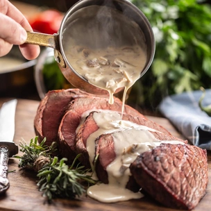 Любимый стейк Королевы: простой рецепт идеального мяса, которое можно приготовить дома