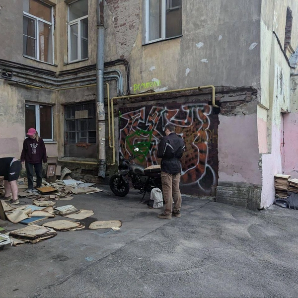 Источник: Двери с помоек