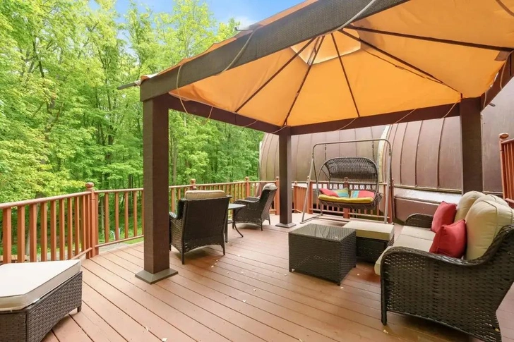 «Луковый дом» в США выставлен на продажу за $1,9 млн «Луковый дом» в США выставлен на продажу за $1,9 млн