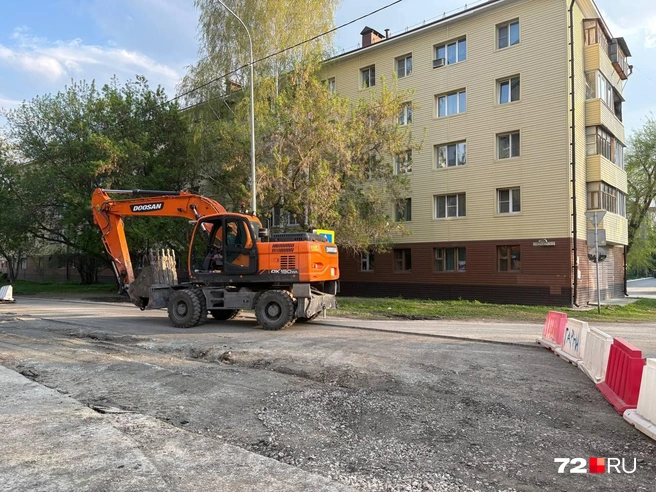В течение месяца специалисты должны будут сделать работы по капитальному ремонту тепломагистрали | Источник: Мария Токмакова / 72.RU