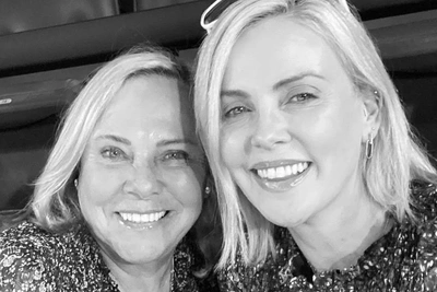 Шарлиз Терон раскрыла семейную тайну после 35 лет