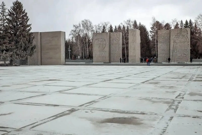 Монумент Славы в Новосибирске обновят к майским праздникам