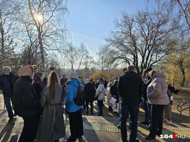 Перед началом экскурсии | Источник: Семен Коротов-Майбах / 164.RU