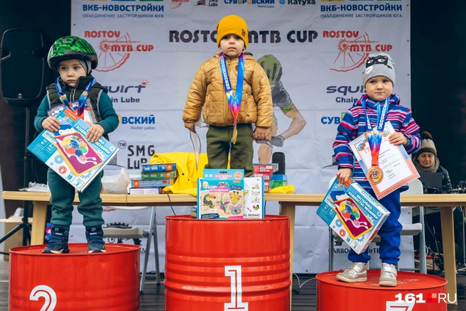 Победители получили ценные призы и медали | Источник: Евгений Вдовин / 161.RU