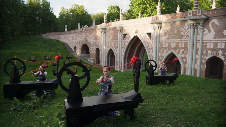 Кадр со съемок второго сезона сериала | Источник: Пресс-служба «Кинопоиска»