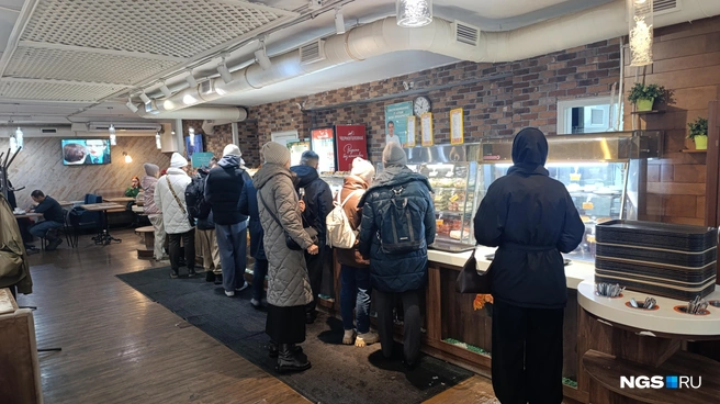 Даже самые популярные столовые не могут тягаться с ресторанами по количеству отзывов | Источник: Стас Соколов / NGS.RU