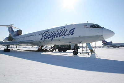 Обледенение вызвало аварийную посадку самолета Якутии в Красноярске