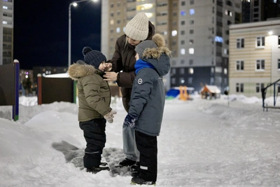 Кому в Петербурге положена бесплатная няня от государства