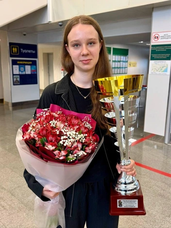 Заветный кубок шахматистка завоевала спустя 8 лет | Источник: ulpressa.ru