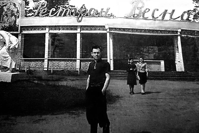 В какой-то момент кафе начали именовать рестораном, хотя в 80-е годы там была обычная пельменная  | Источник: ресторанычелябинска.рф
