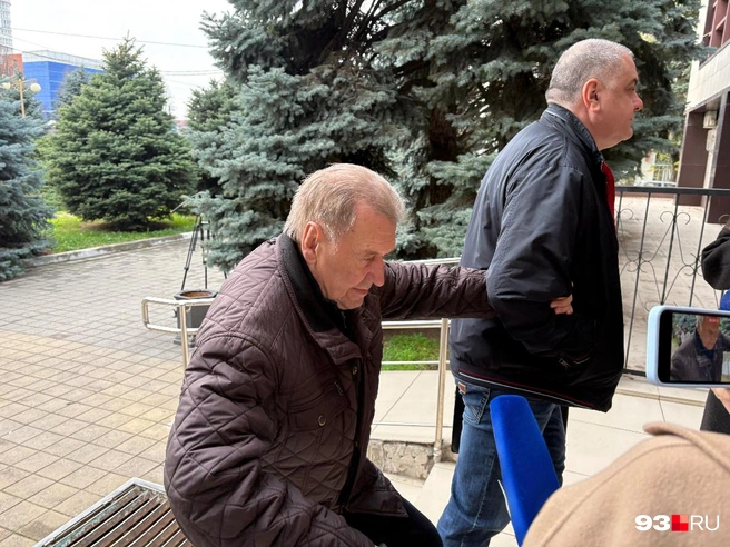 Горголин отказался разговаривать с журналистами | Источник: Екатерина Подымова / 93.RU