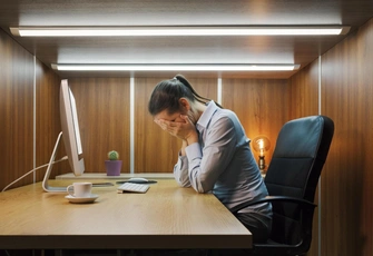 «Мы близко дружим 30 лет, а на ежегодную встречу все собрались без меня. Плачу, глядя на их радостные фото»