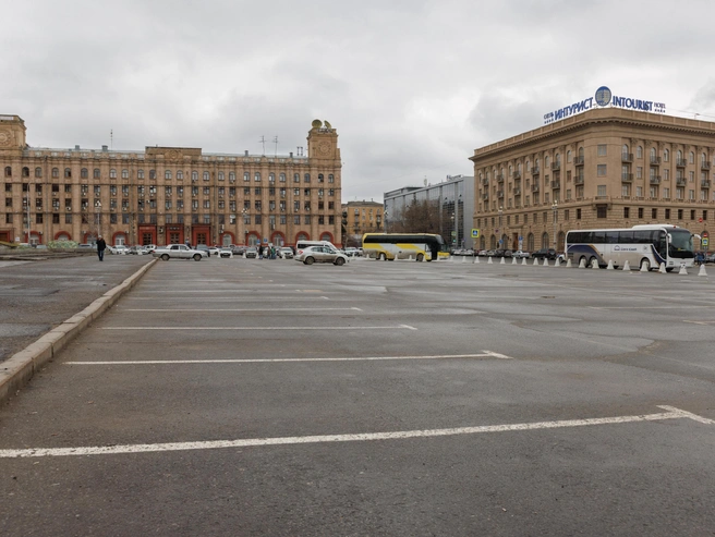Сдача всех работ по реконструкции запланирована на 1 августа. | Источник: Алексей Волхонский / V1.RU