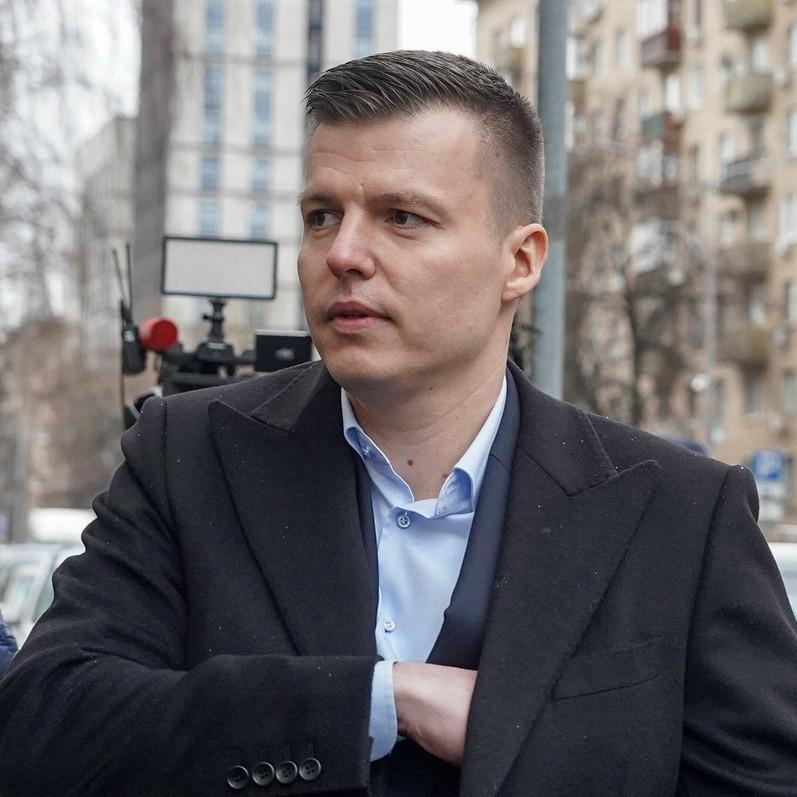 Чекалин записал видеообращение: «Меня незаконно осудили. Я заплатил в два раза больше, а Лера отдала свое здоровье»