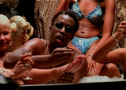 33 новых обвинения в сексуальном насилии и штраф в 50 миллиардов долларов: новый скандал с P. Diddy