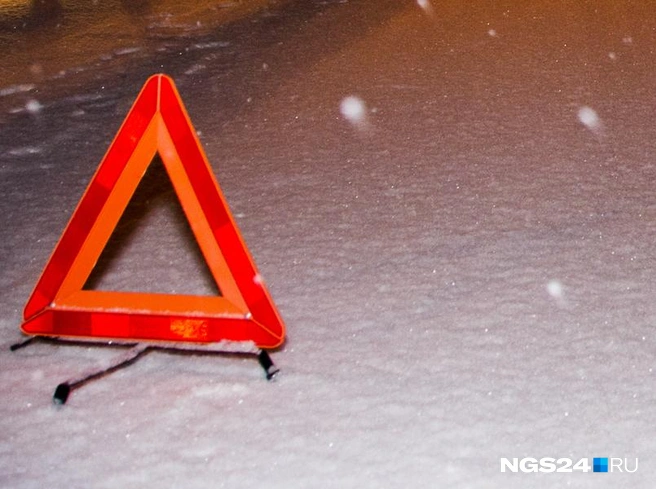 Авария произошла вечером на загородной трассе | ngs24.ru