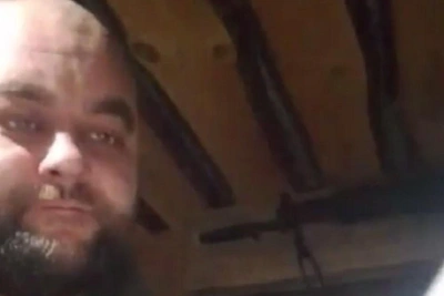 Volgograd Schoolboy's Letter Moves Soldier to Tears in Ukraine Conflict Video