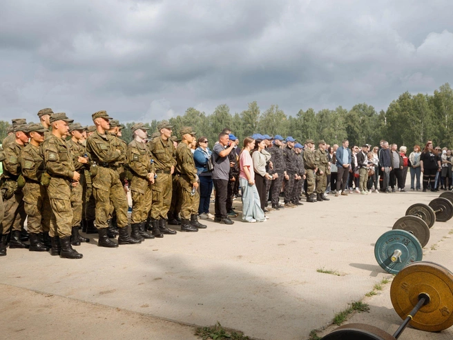 Праздник был приурочен к году 80-летия Великой Победы  | Источник: ГК «Планета Авто»